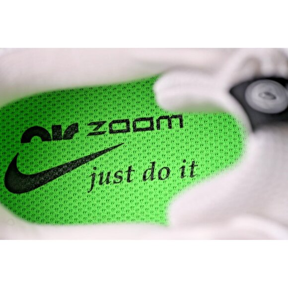 New! Size: 7 Men | Nike Air Zoom Pegasus 40 Trainer | White | DV3853-006 main image 4